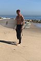 ryan phillippe shirtless beach shoot behind the scenes 13