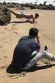 ryan phillippe shirtless beach shoot behind the scenes 23