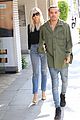 ashlee simpson holds hands with hubby evan ross 04