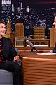 orlando bloom faces off against jimmy fallon on the tonight show 02