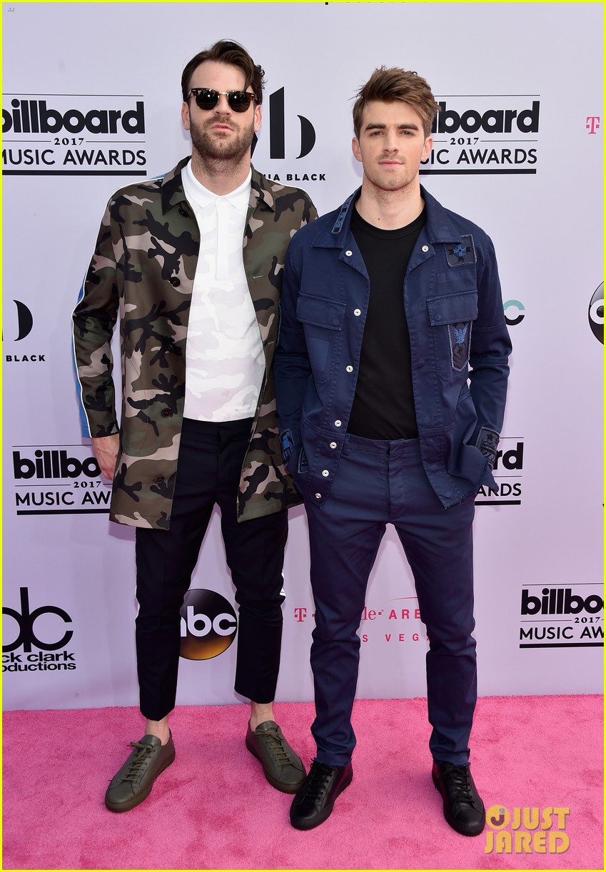 The Chainsmokers' Billboard Music Awards 2017 Performance Video Watch