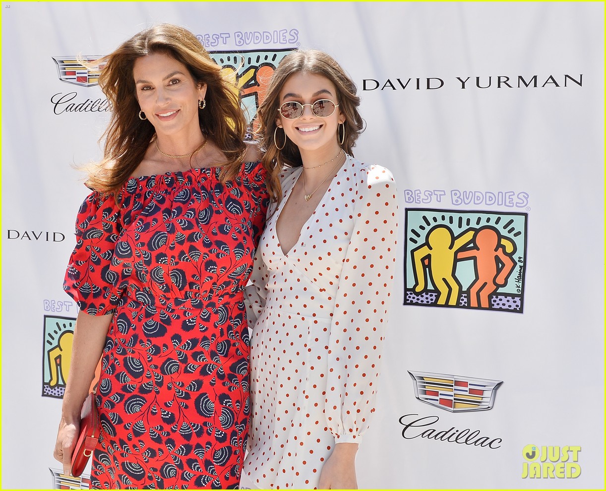 cindy crawford kaia gerber host best buddies mothers day luncheon 053898797