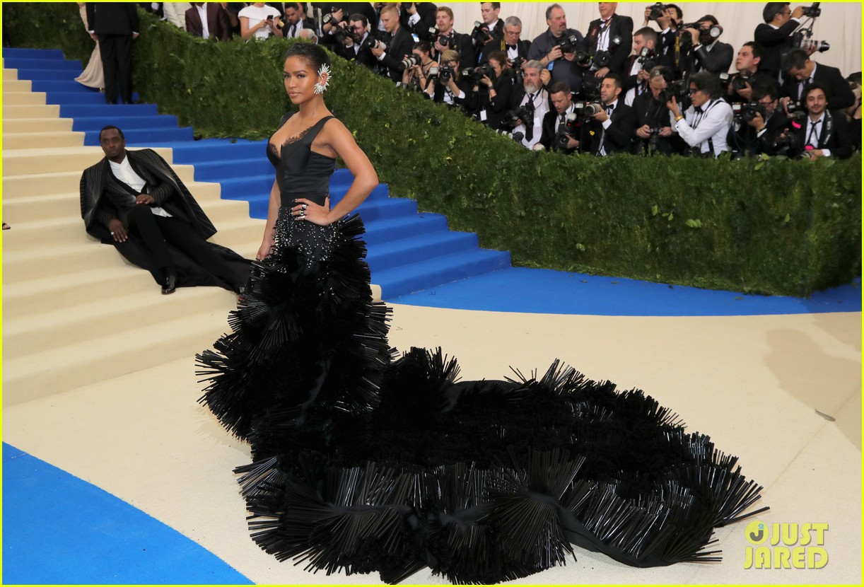 diddy explains why he laid on met gala stairs 04