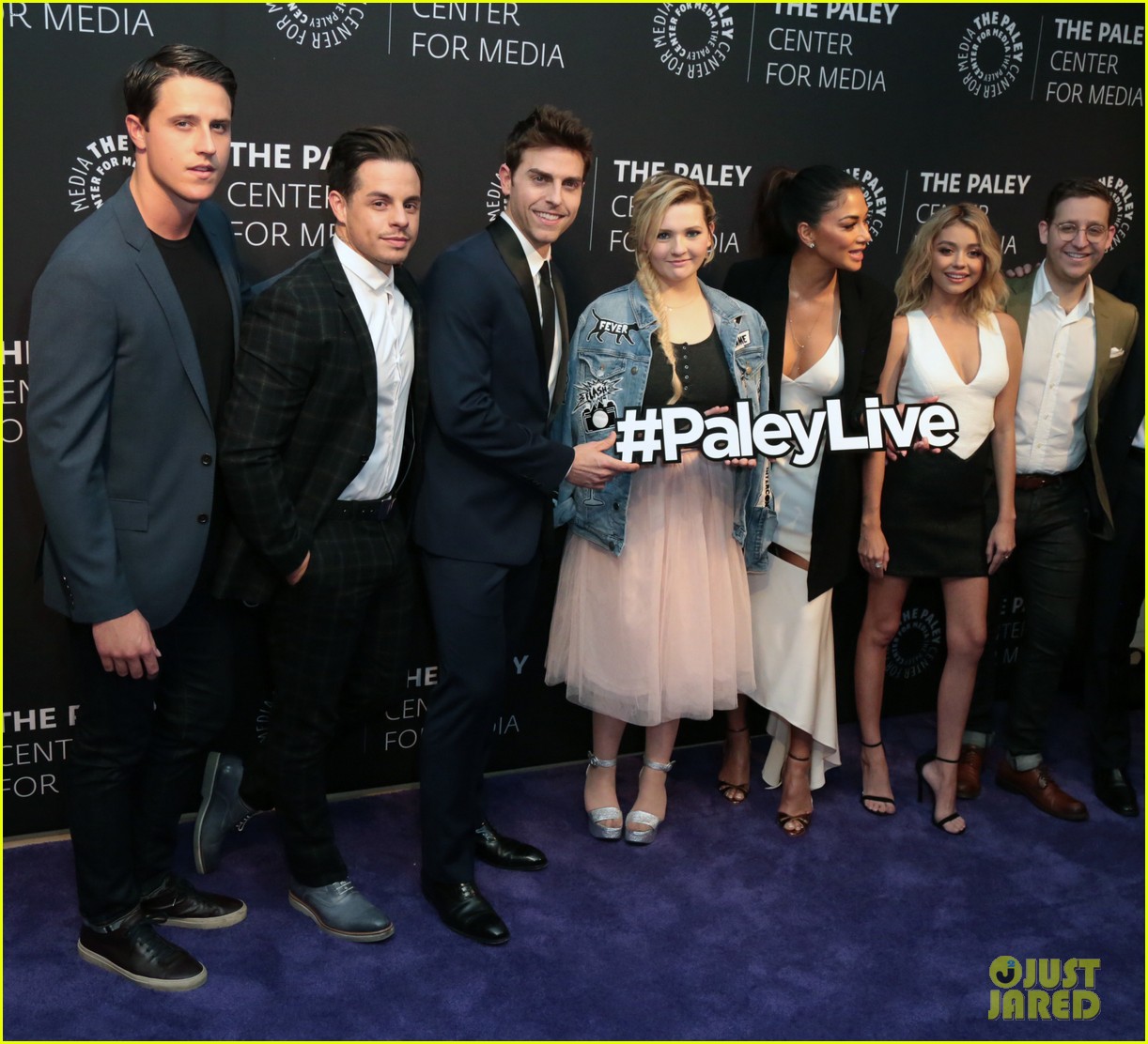 &lsquo;Dirty Dancing&rsquo; Cast Premieres Movie & Soundtrack - Stream, Download