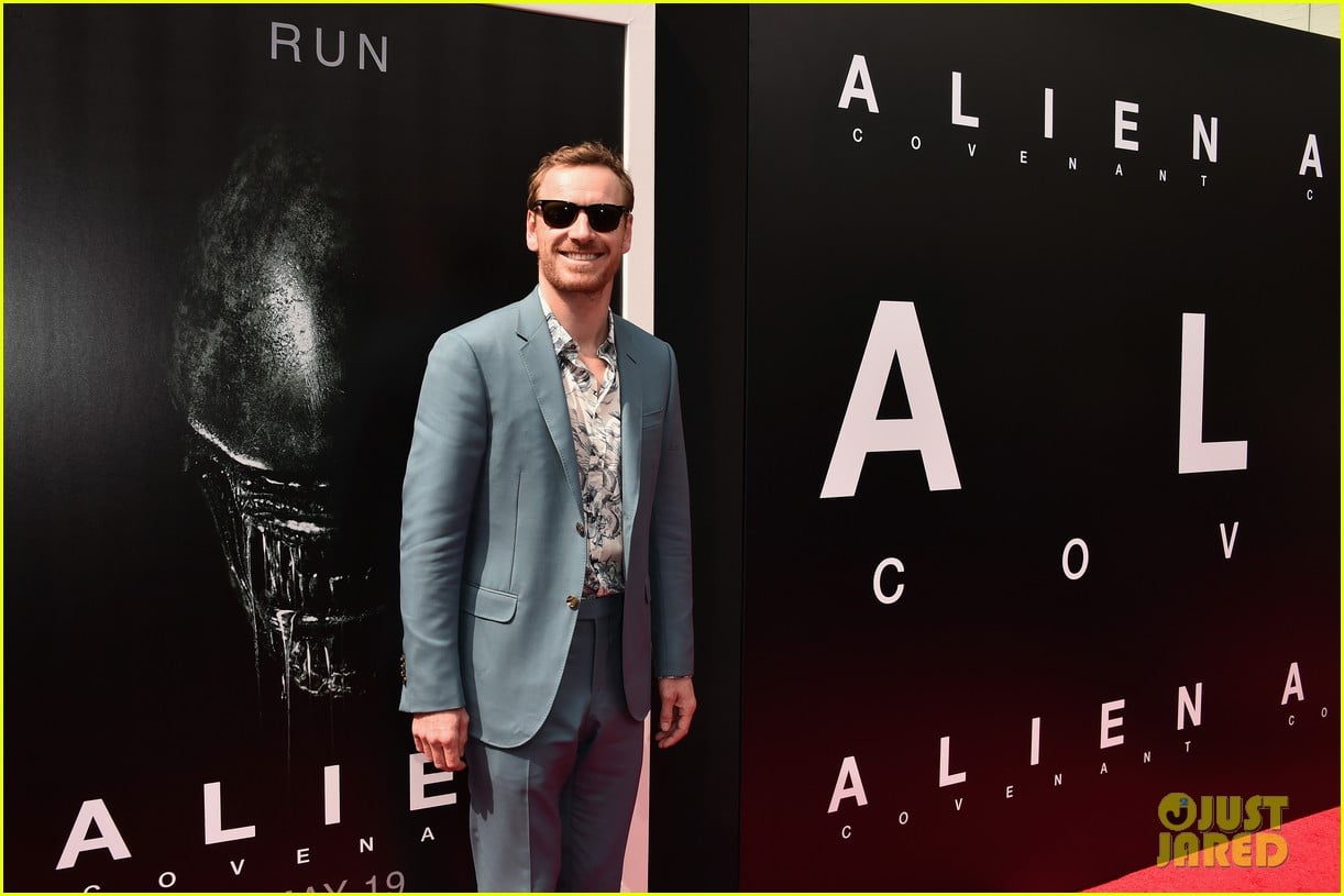 harrison ford michael fassbender alien cast support ridley scott at hollywood imprint 02