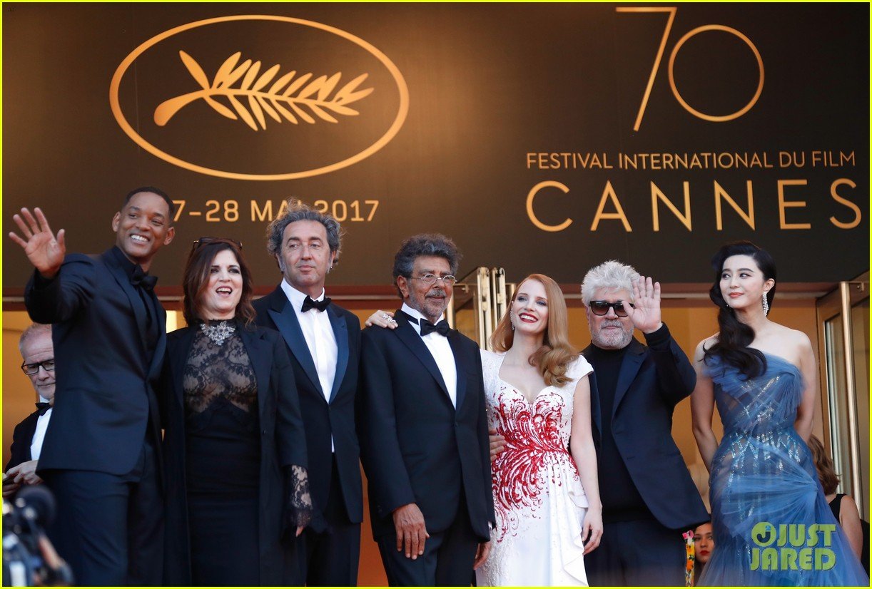 jessica chastain 2017 cannes closing 17