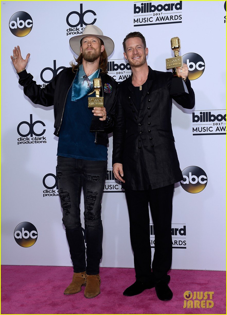 John Legend & Florida Line Team Up for Billboard Music Awards