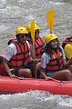 barack obama and family go white water rafting 04
