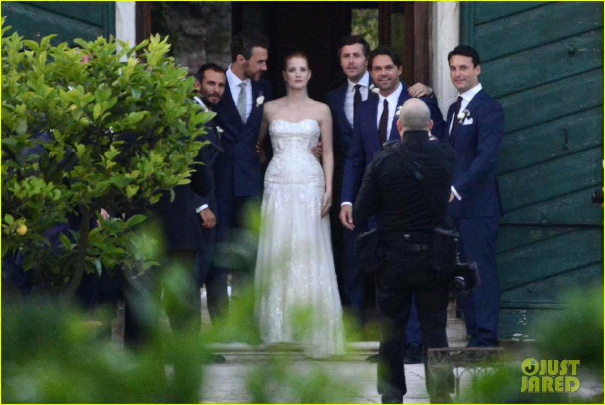 Jessica Chastain's Wedding Photos Revealed See Her Dress! Photo