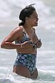shirtless steph curry hits the beach with wife ayesha 10