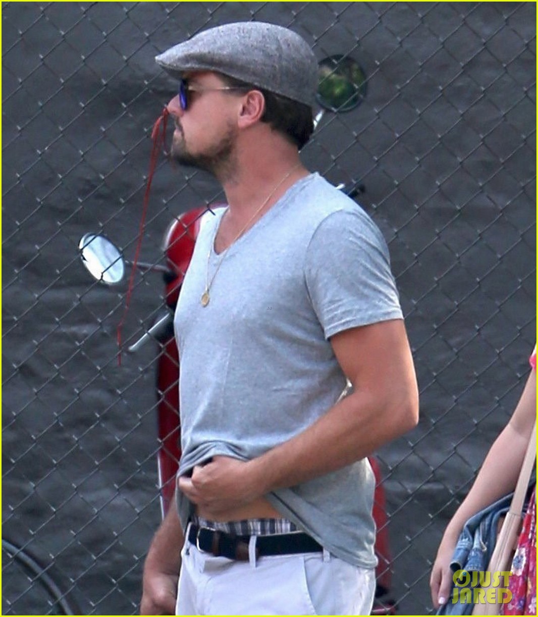 leonardo dicaprio hangs out with jennifer meyer 023914162