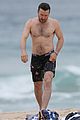 joel edgerton shirtless beach australia 25