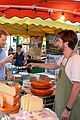 prince harry makes surprise visit to borough market after terror attack 10