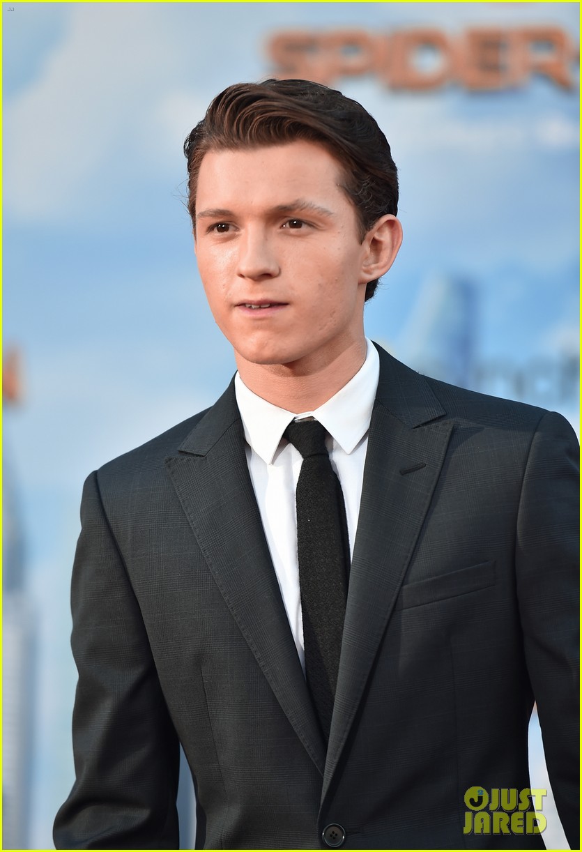 tom holland zendaya premiere sppider man homecoming in hollywood183921298