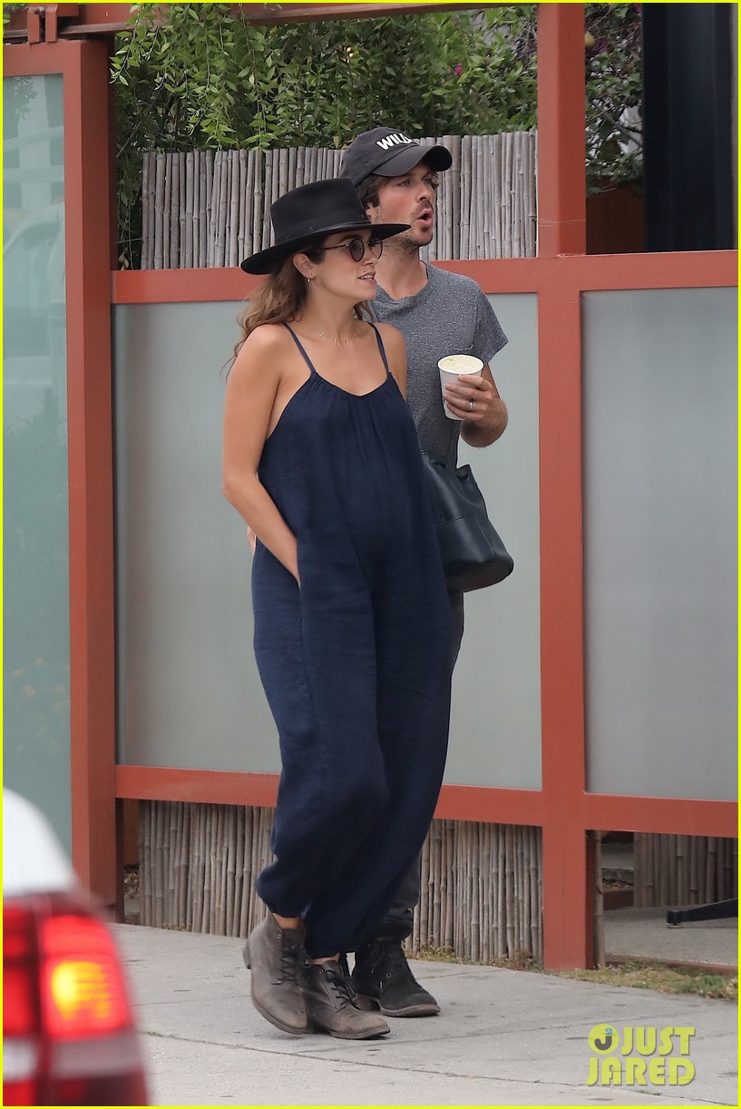 ian somerhalder pregnant nikki reed go for a lunch date 383911356