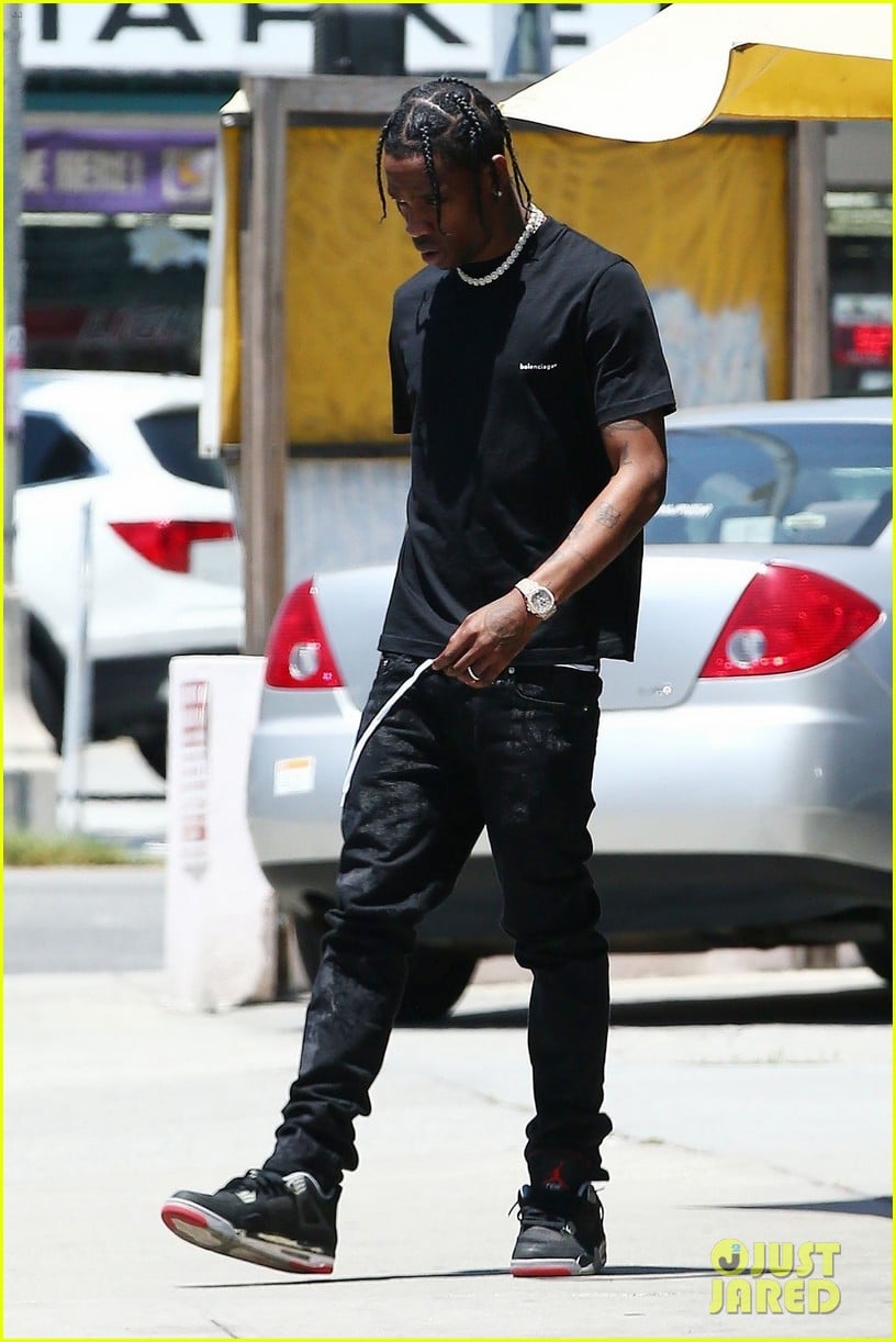 Kylie Jenner \u0026 Travis Scott Step Out for Lunch Date: Photo 3921255 |  Caitlyn Jenner, Kylie Jenner, Travis Scott, Video Photos | Just Jared:  Entertainment News, image size:816x1222