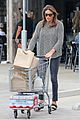 caitlyn jenner takes her new puppy grocery shopping 02