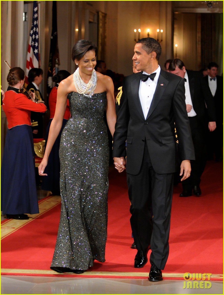 michelle obama says barack wore the same tux for 8 years 013911561