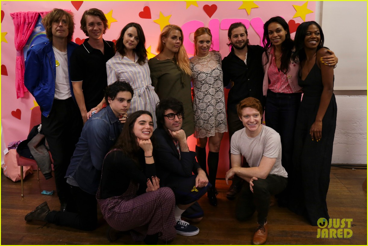 sarah ramos celeb friends join her for city girl live reading 13