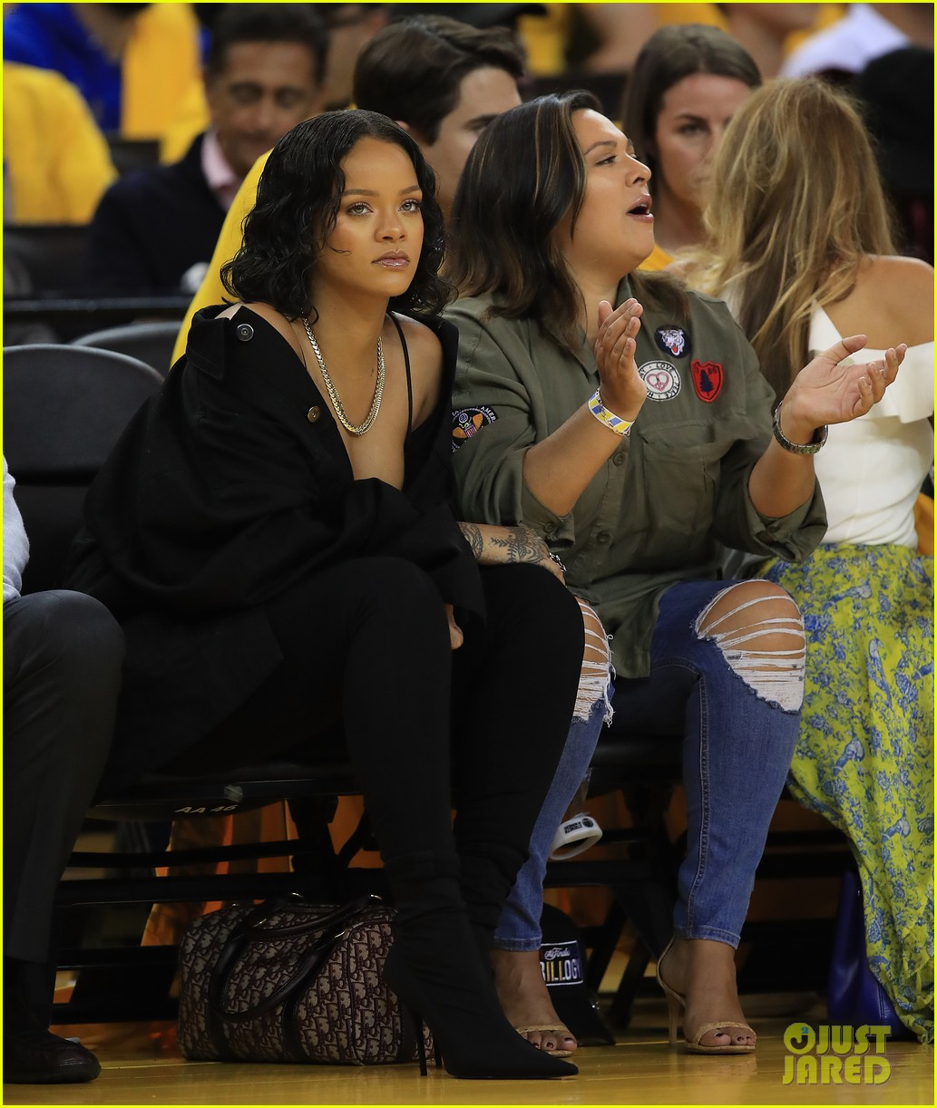 rihanna appears to heckle kevin durant nba finals 033908285