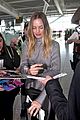 margot robbie brings her flawless fashion to lax airport 01