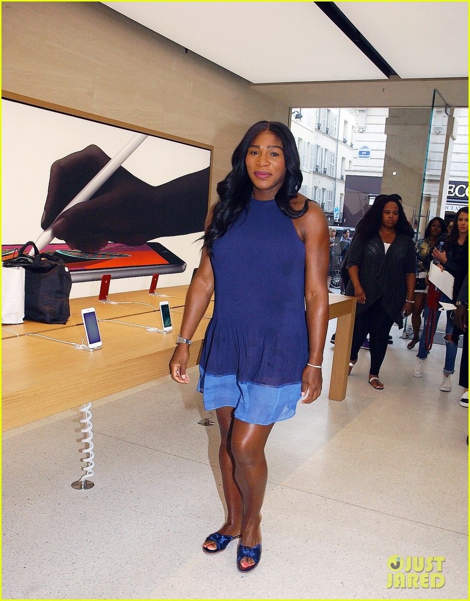 Pregnant Serena Williams Doesn't Know Her Baby's Gender Photo 3907679