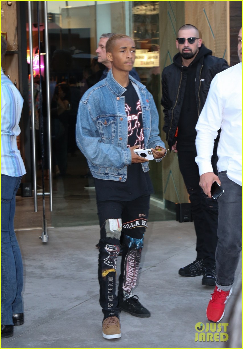 jaden smith gets his umami burger on at remodel party 033921889