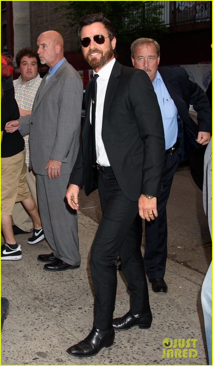 justin theroux attends the series finale screening of the leftovers in nyc083908073