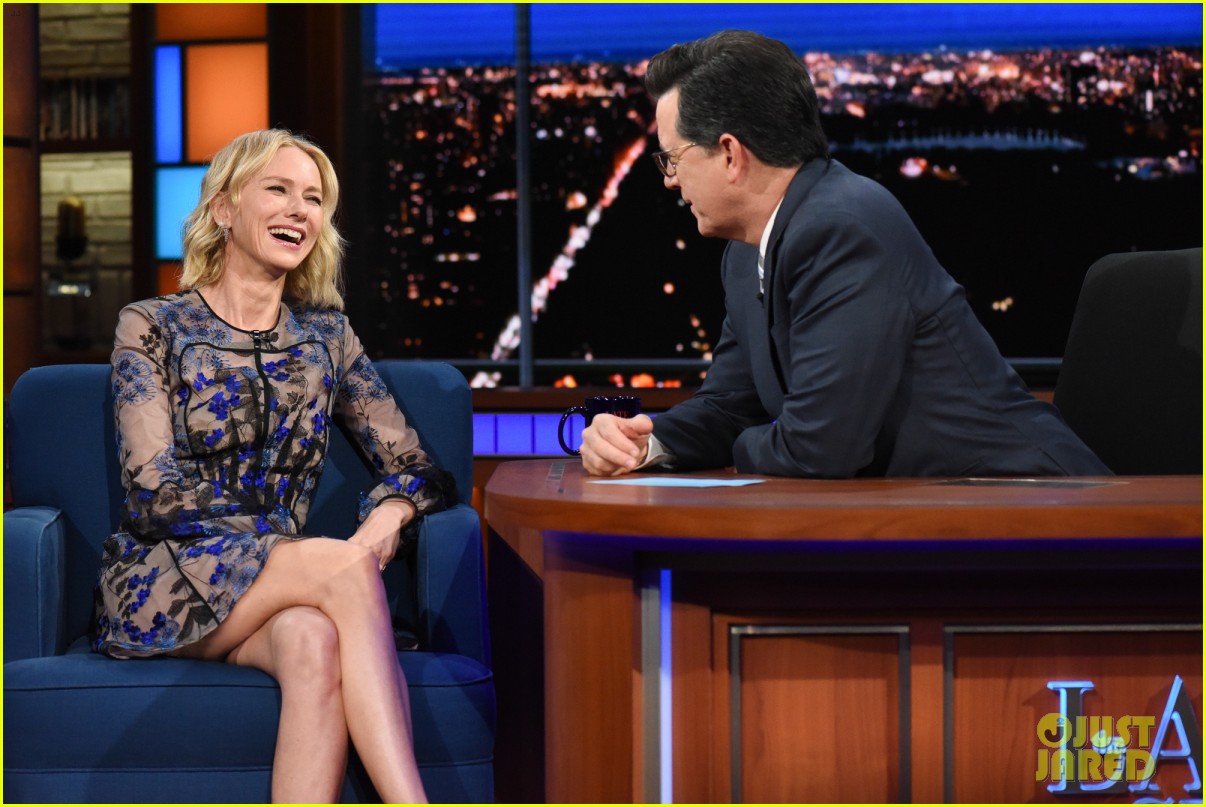naomi watts shows off her best david lynch impression american accent 013921822