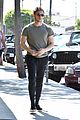 jamie bell flaunts toned arms on his way to lunch 03