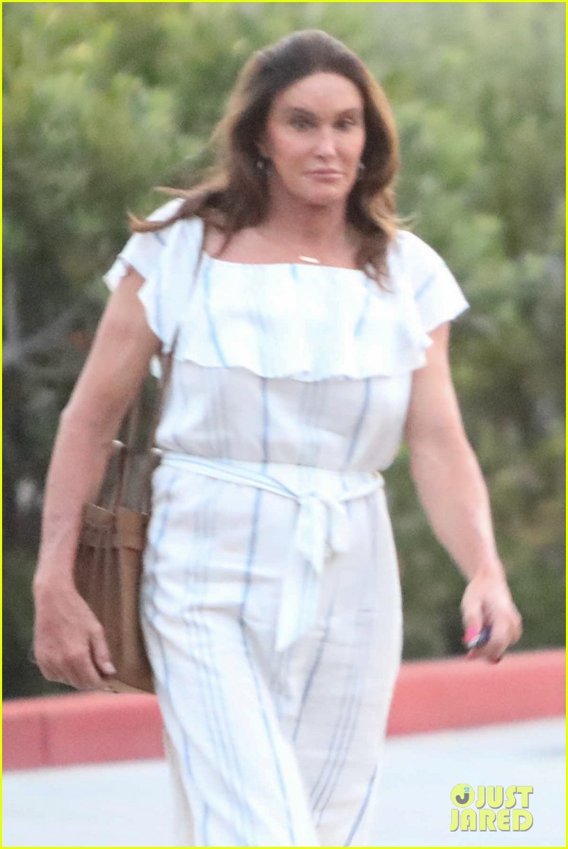 Caitlyn Jenner is Considering a Run For Senate in California Photo