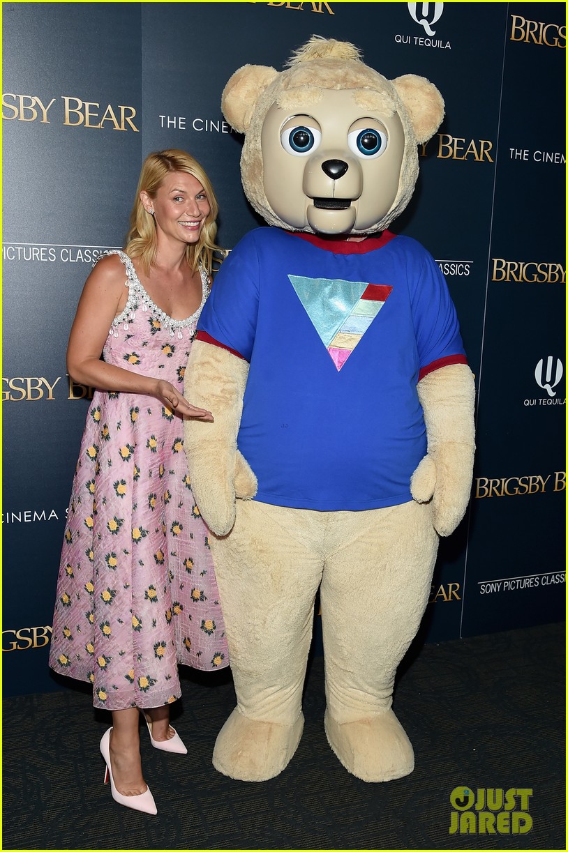claire danes joins snl alums at brigsby bear premiere 013934152