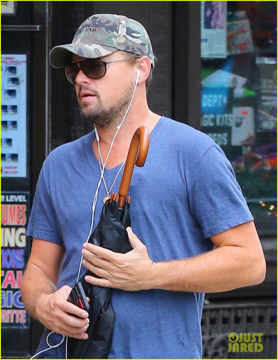 leonardo dicaprio steps out after announcing new movie with martin scorsese 01