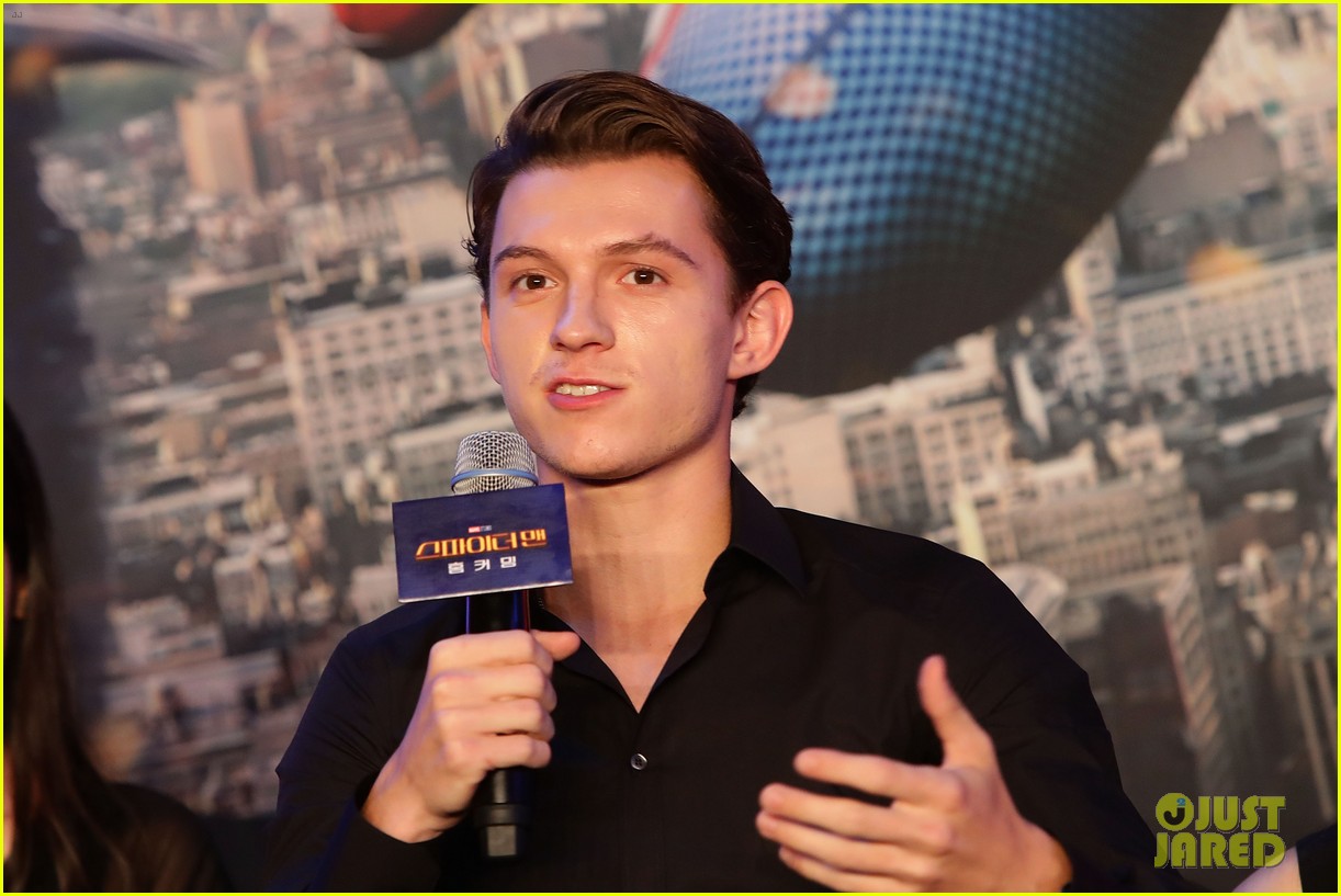 tom holland relive lip sync battle performance 203923014