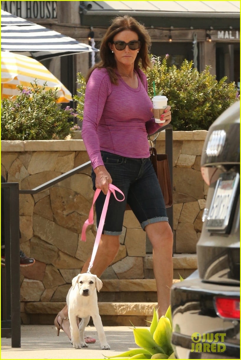 Caitlyn Jenner Brings Bertha the Puppy Shopping on Sunday Photo