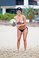 eva longoria flaunts pda with her husband during beach volleyball game 01
