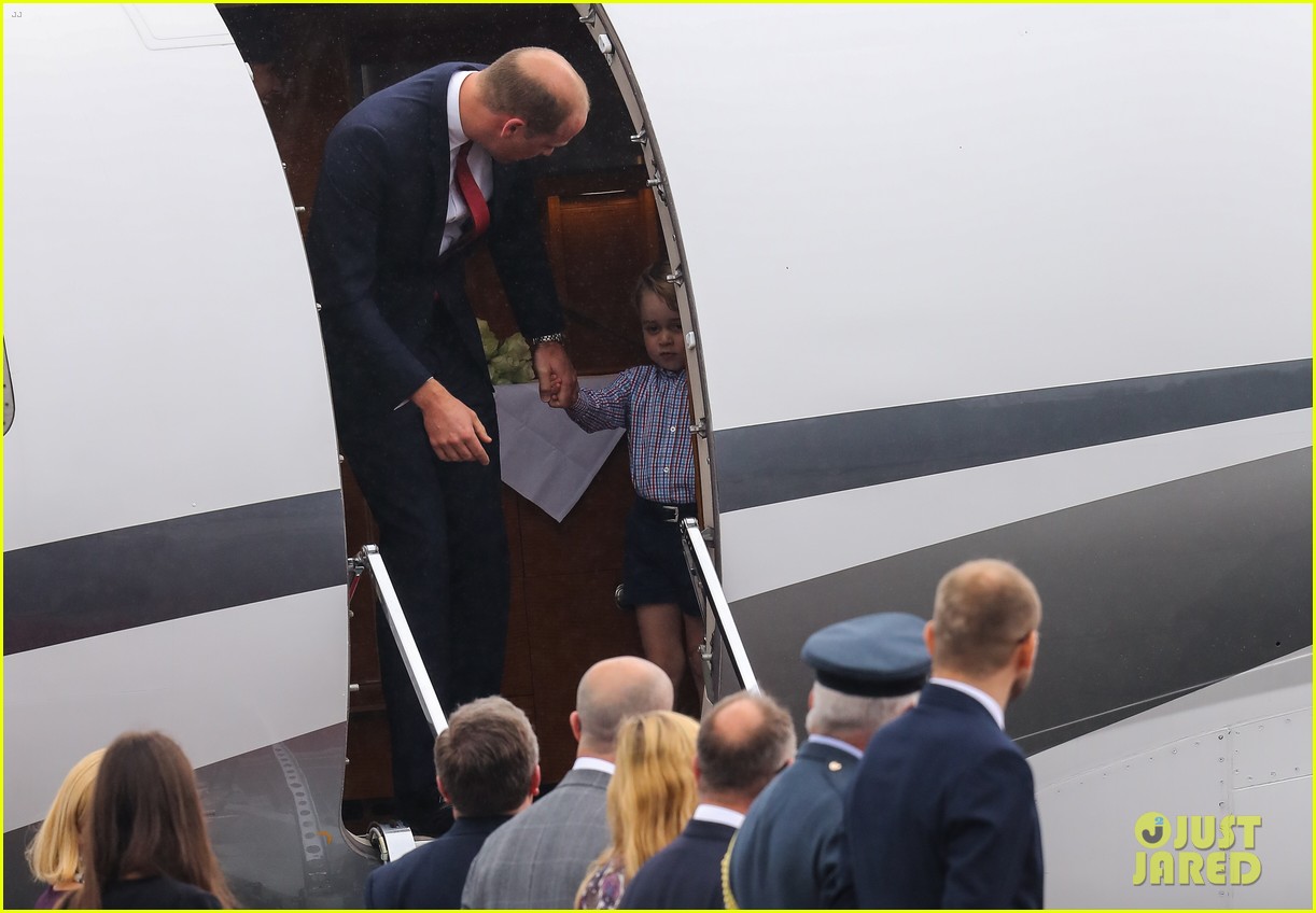 kate middleton prince william arrive in poland with george charlotte 273929266
