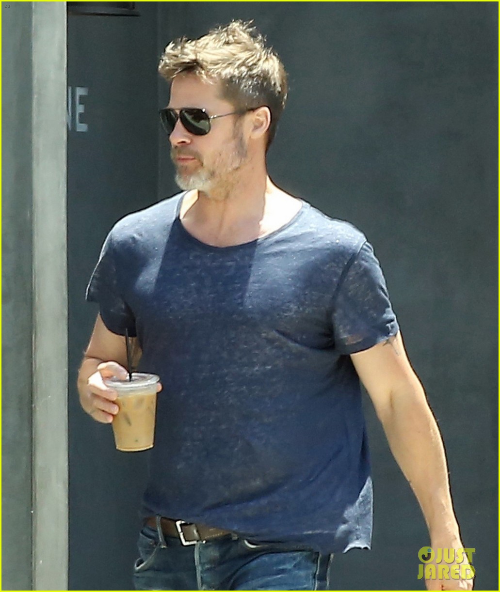 brad pitt sips on iced coffee after lunch with friends 043924470