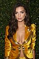 emily ratajkowski says she doesnt get jobs because her boobs are too big 08