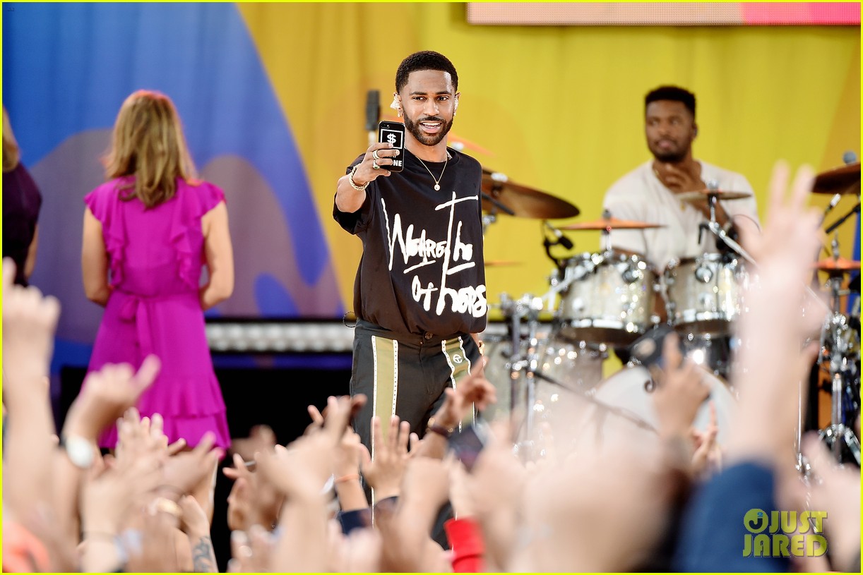 big sean spreads positive message at gma concert 073924860