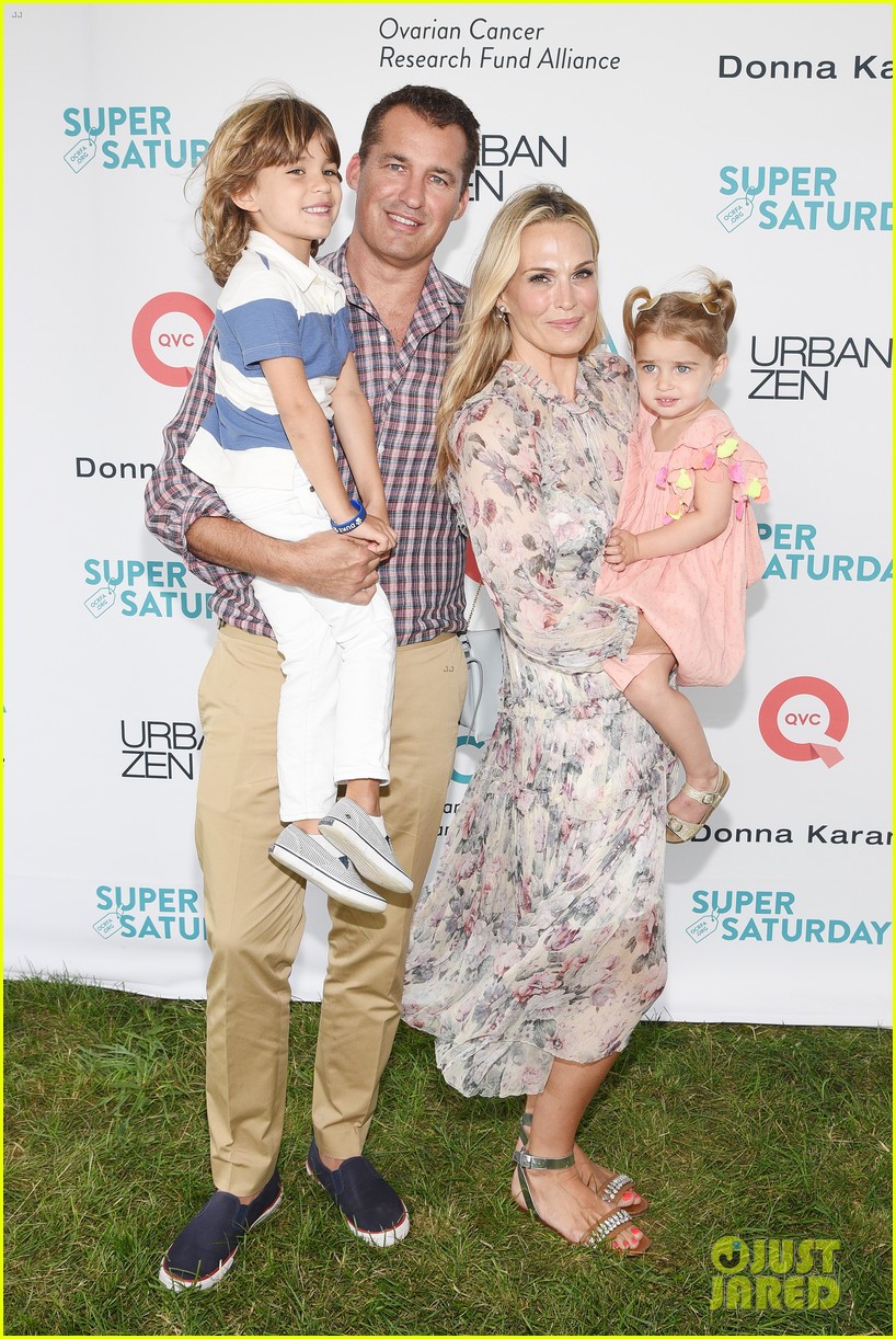 molly sims brooks stuber bring their kids to charity event 043935444