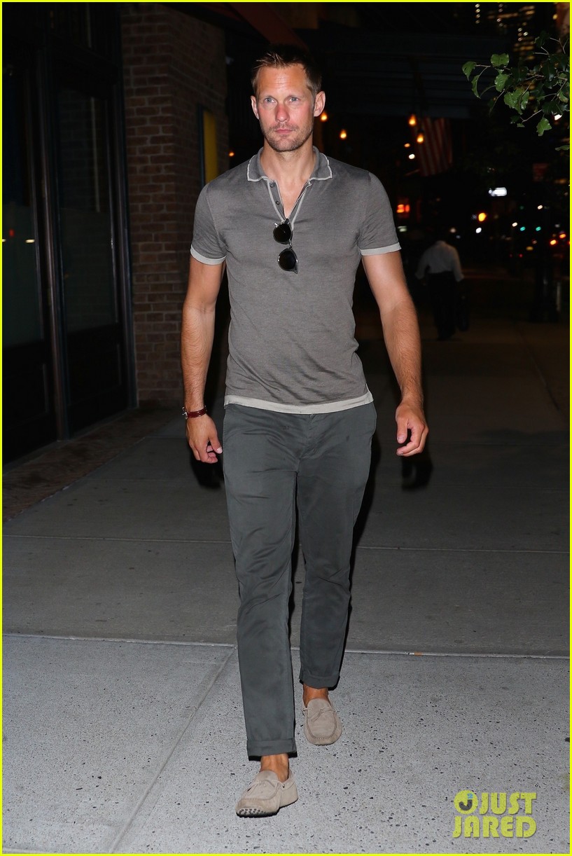 alexander skarsgard steps out for the night in nyc 053927236