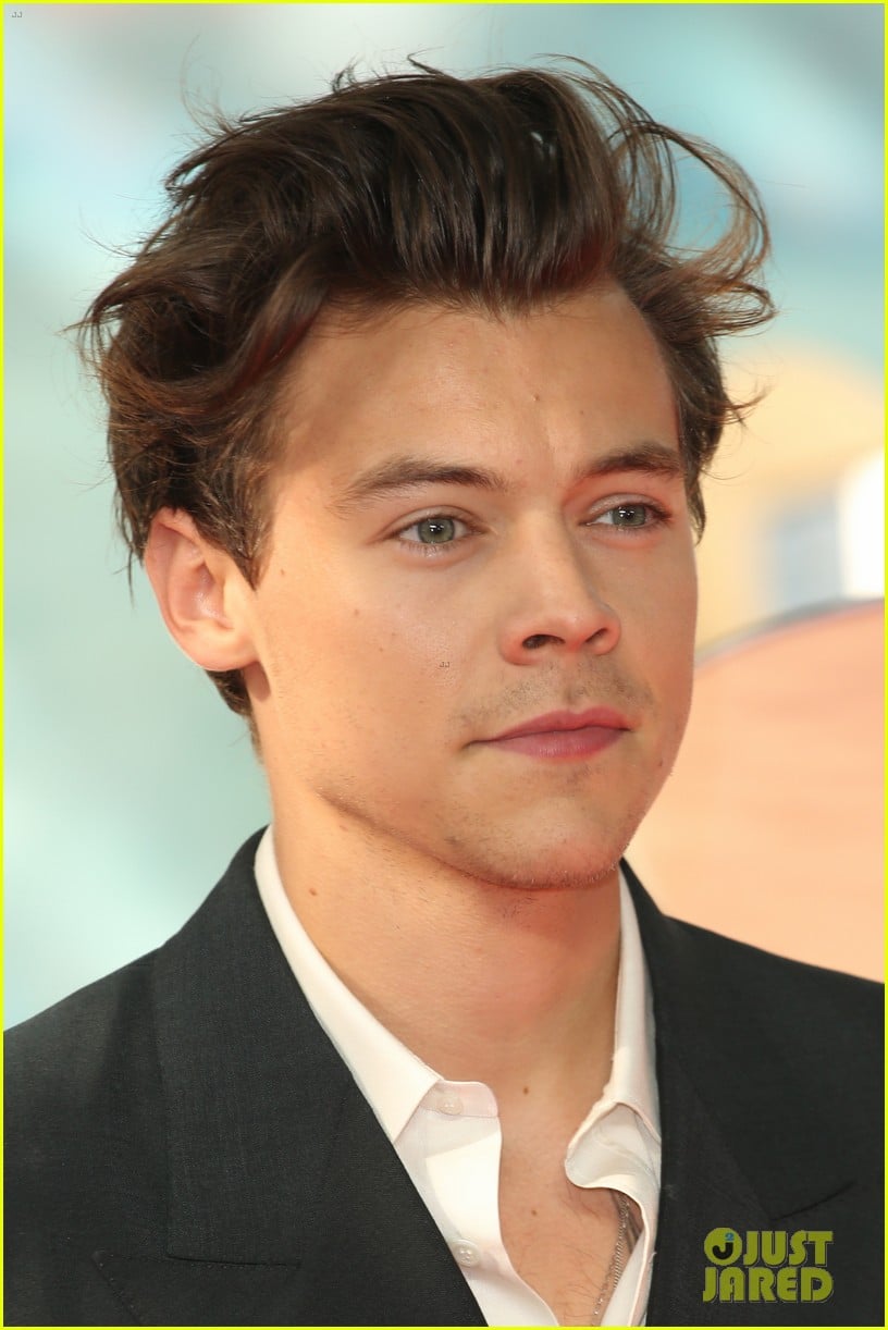 harry styles joins tom hardy dunkirk cast at london world premiere 433927413