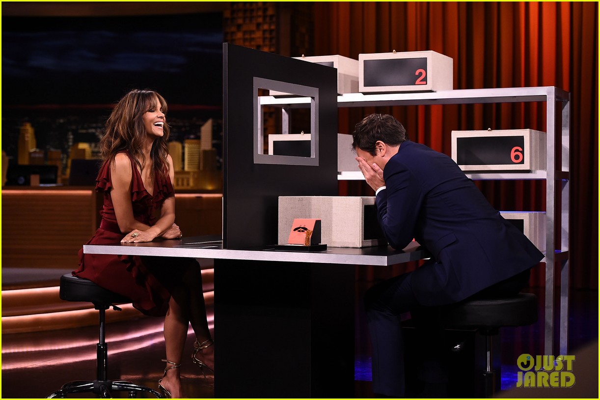halle berry plays box of lies with jimmy fallon watch now 023937314