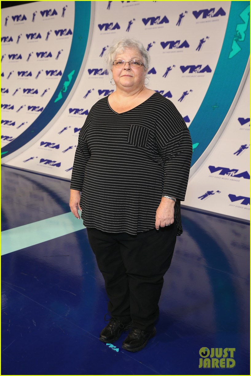 Photo heather heyers mom susan bro mtv vmas 2017 05 Photo 3946838