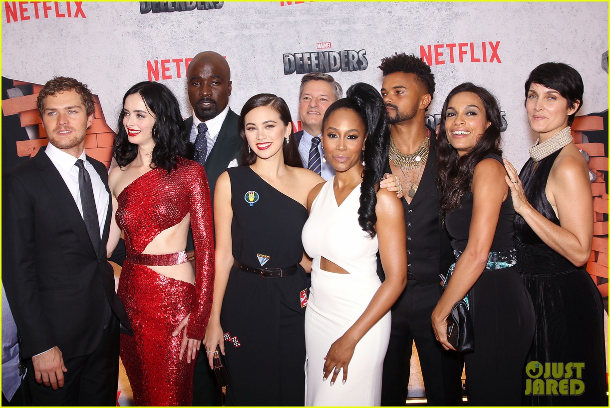 marvels the defenders cast teams up for nyc premiere 413936199