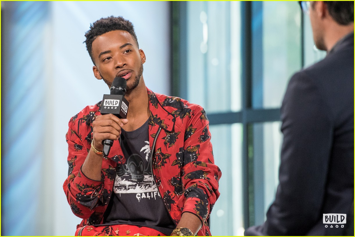 'Detroit' Star Algee Smith Debuts Music Video feat. RealLife Larry