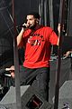 drake is working with local relief organizations to aid the people of houston 01