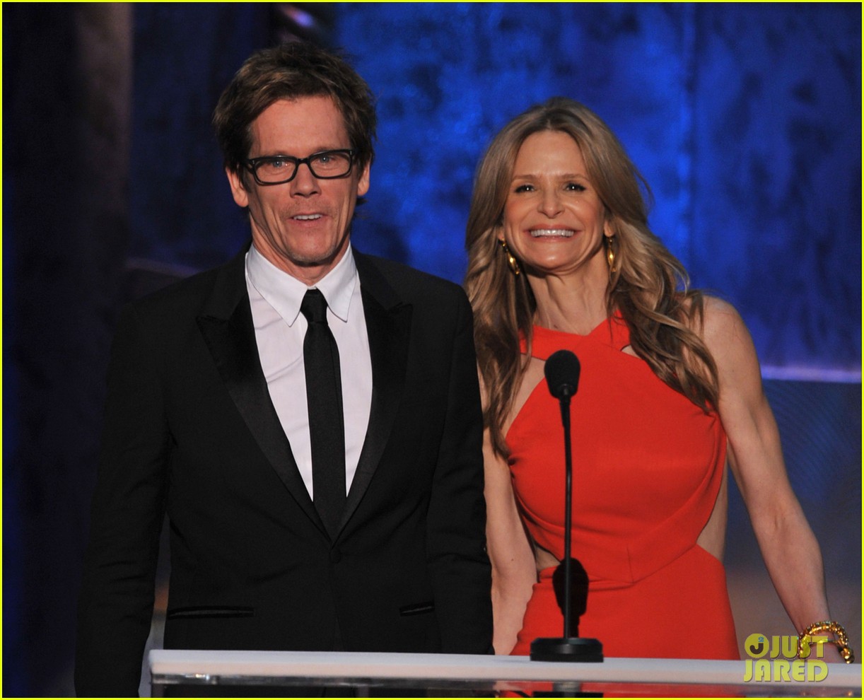 kyra sedgwick reacts kevin bacon being her husband 03