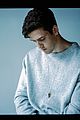lauv introduces himself to the world 02